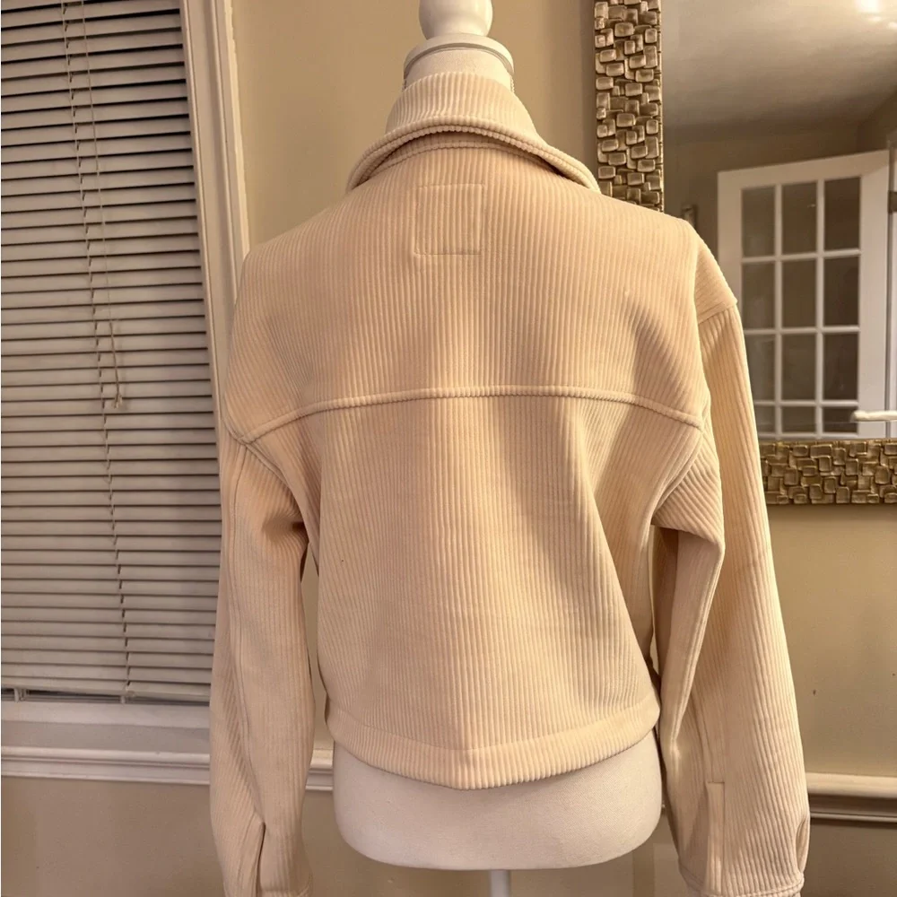 A&F Cream Ribbed Jacket - Picture 3 of 7